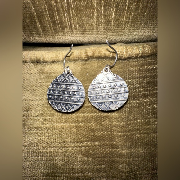 Fashion silver and faux turquoise dangle earrings - Picture 8 of 9